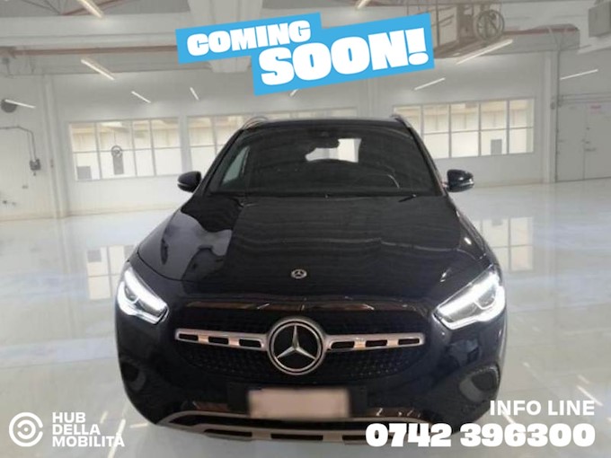 MERCEDES-BENZ GLA 200 d Automatic 4Matic Sport